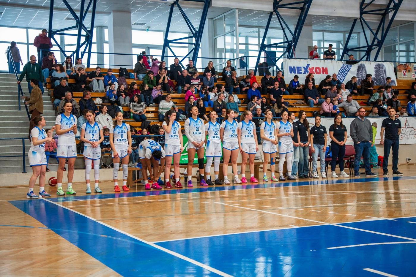 Telt ház a Kicsid Gábor Sportcsarnokban a döntő előtt