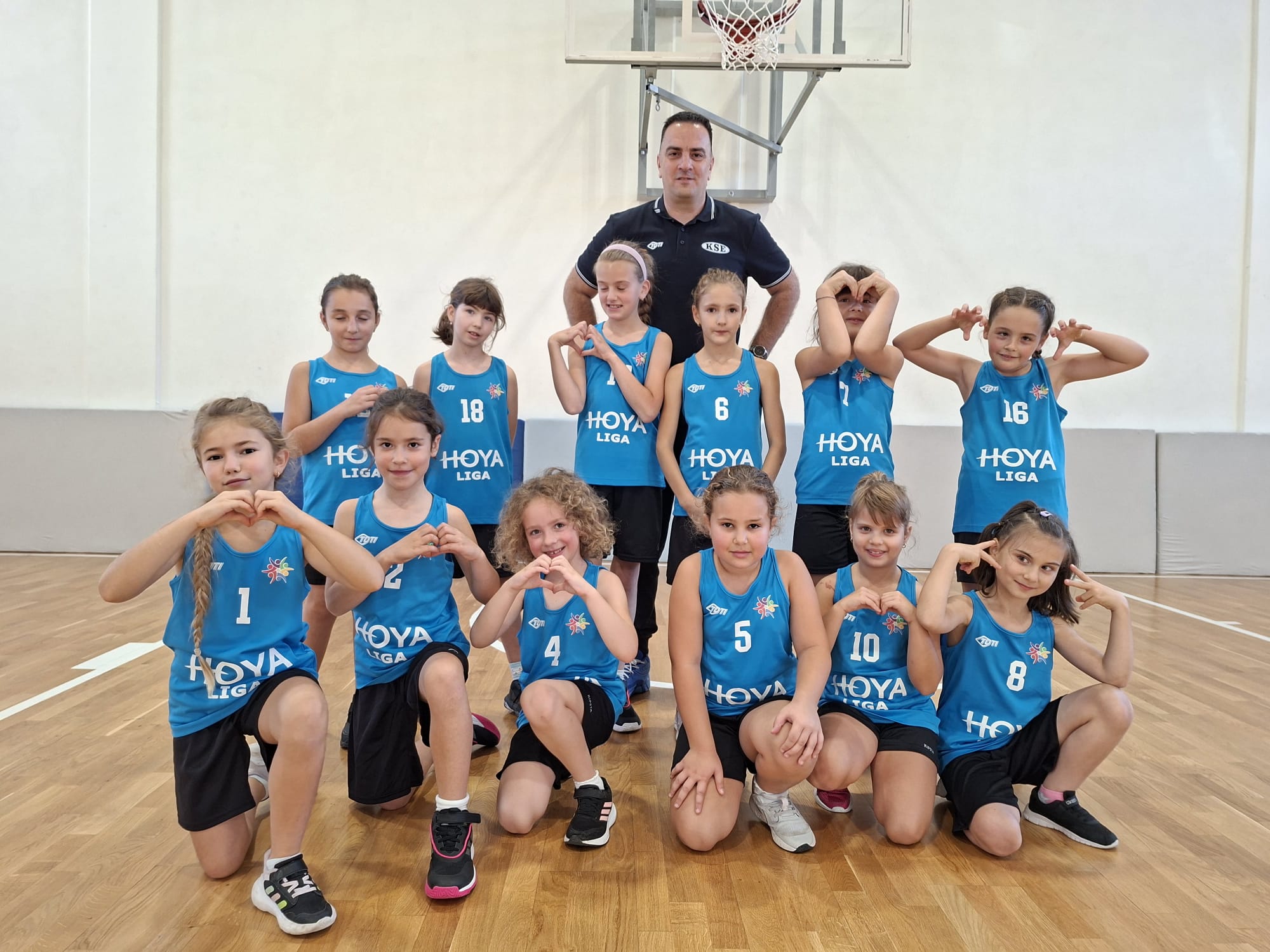 A KSE U8 lányok csapata